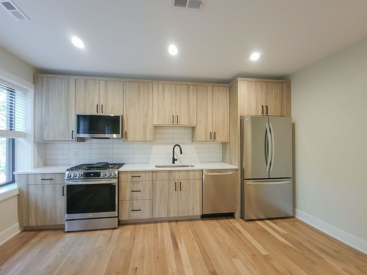 2237-41 N. Bissell - Photo 7 of 11