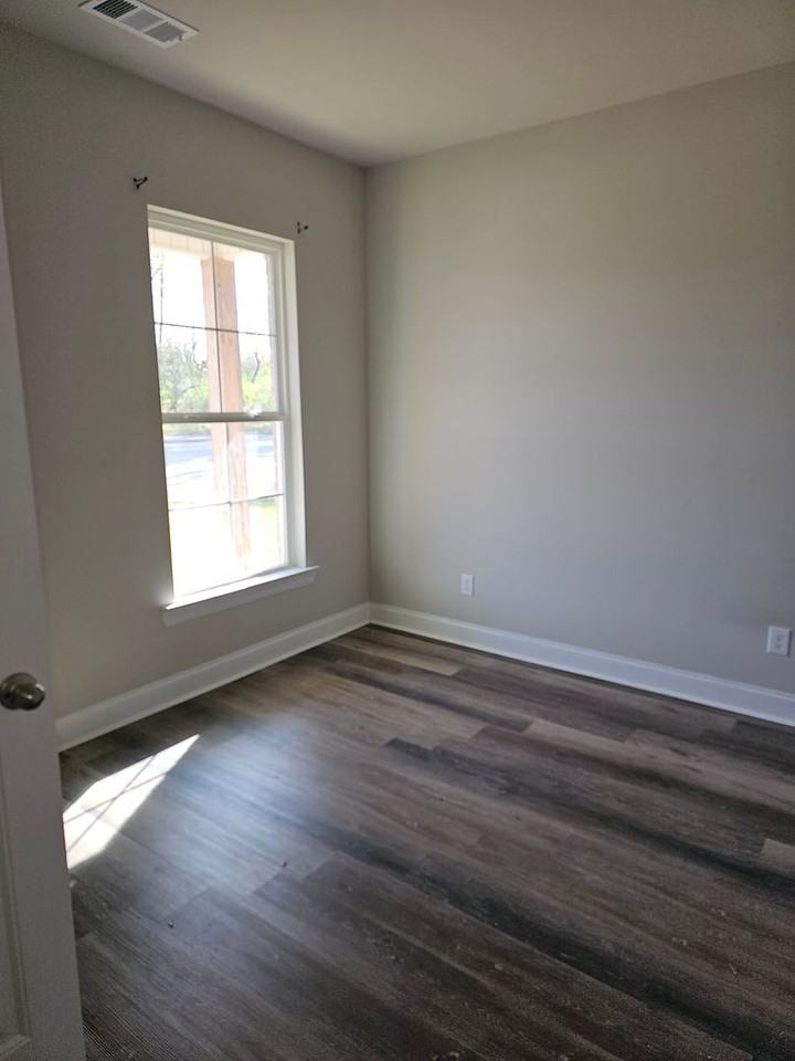 17179 Cherokee Trce - Photo 5 of 7