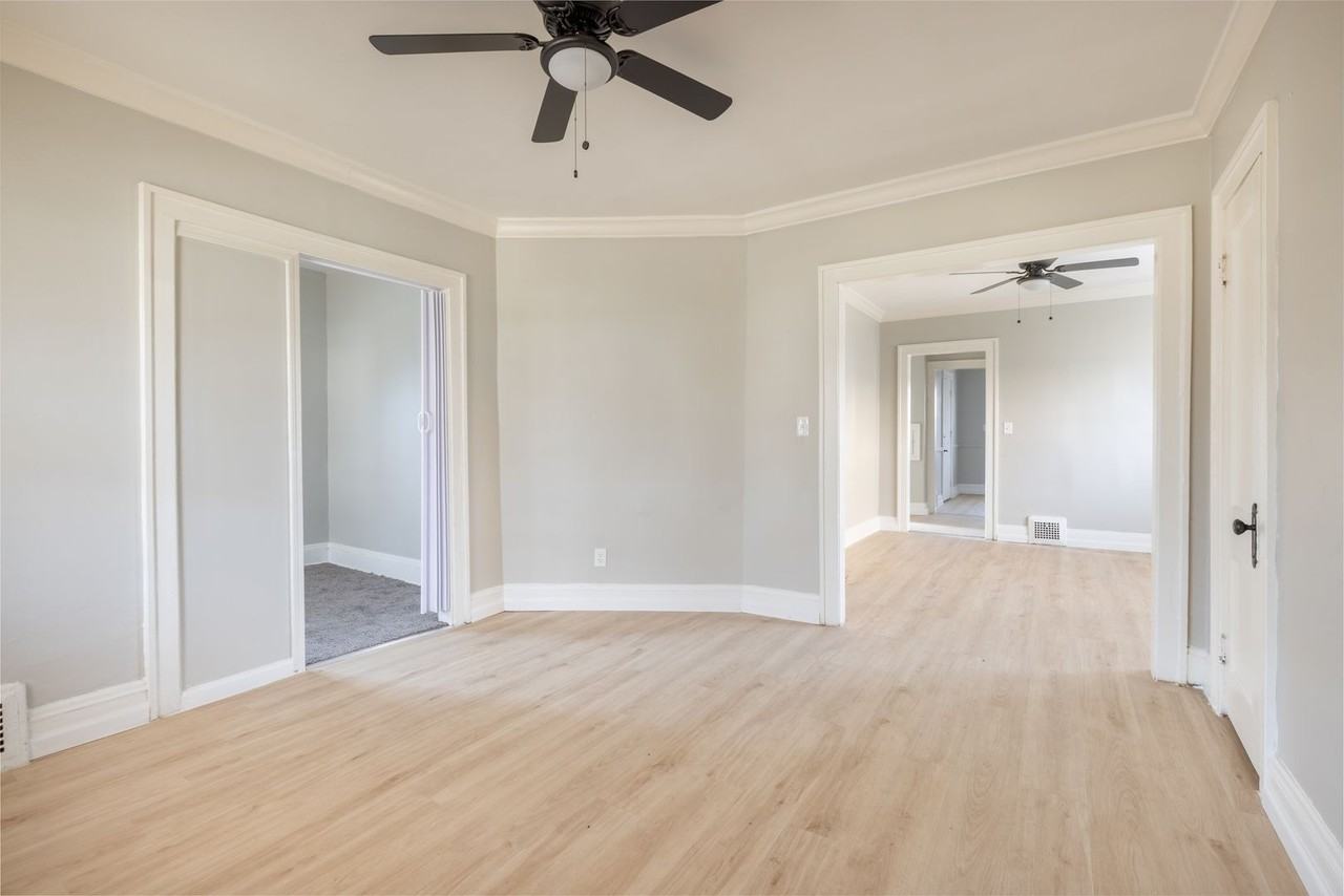 3218 E 117th St - Photo 3 of 12