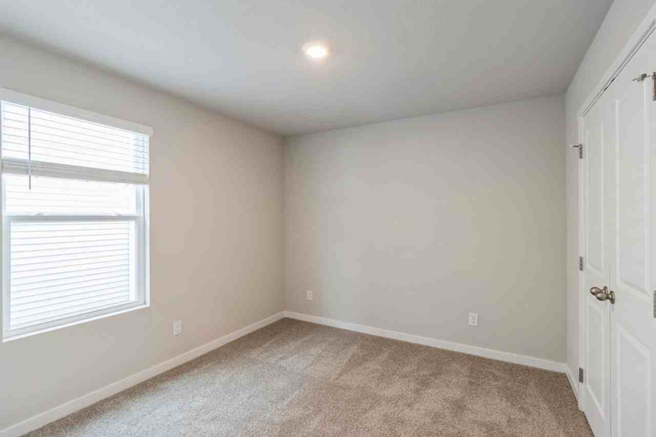 1227 Nw Williamsburg Ln - Photo 7 of 15