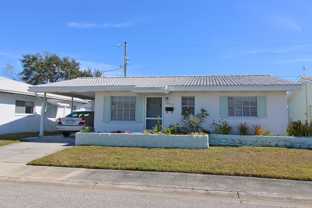 10321 Larchmont Pl N - Photo 1 of 1