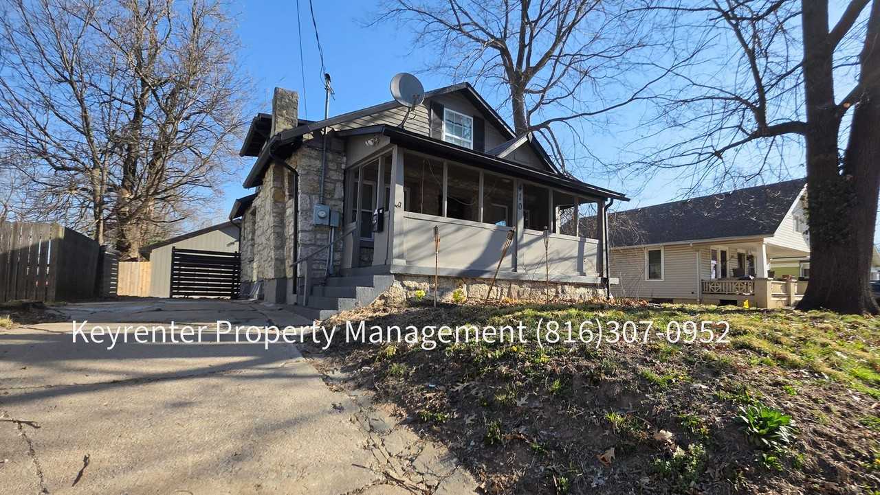 410 E Kansas Ave - Photo 2 of 24