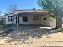 525 W Scurry St - Photo 1 of 1