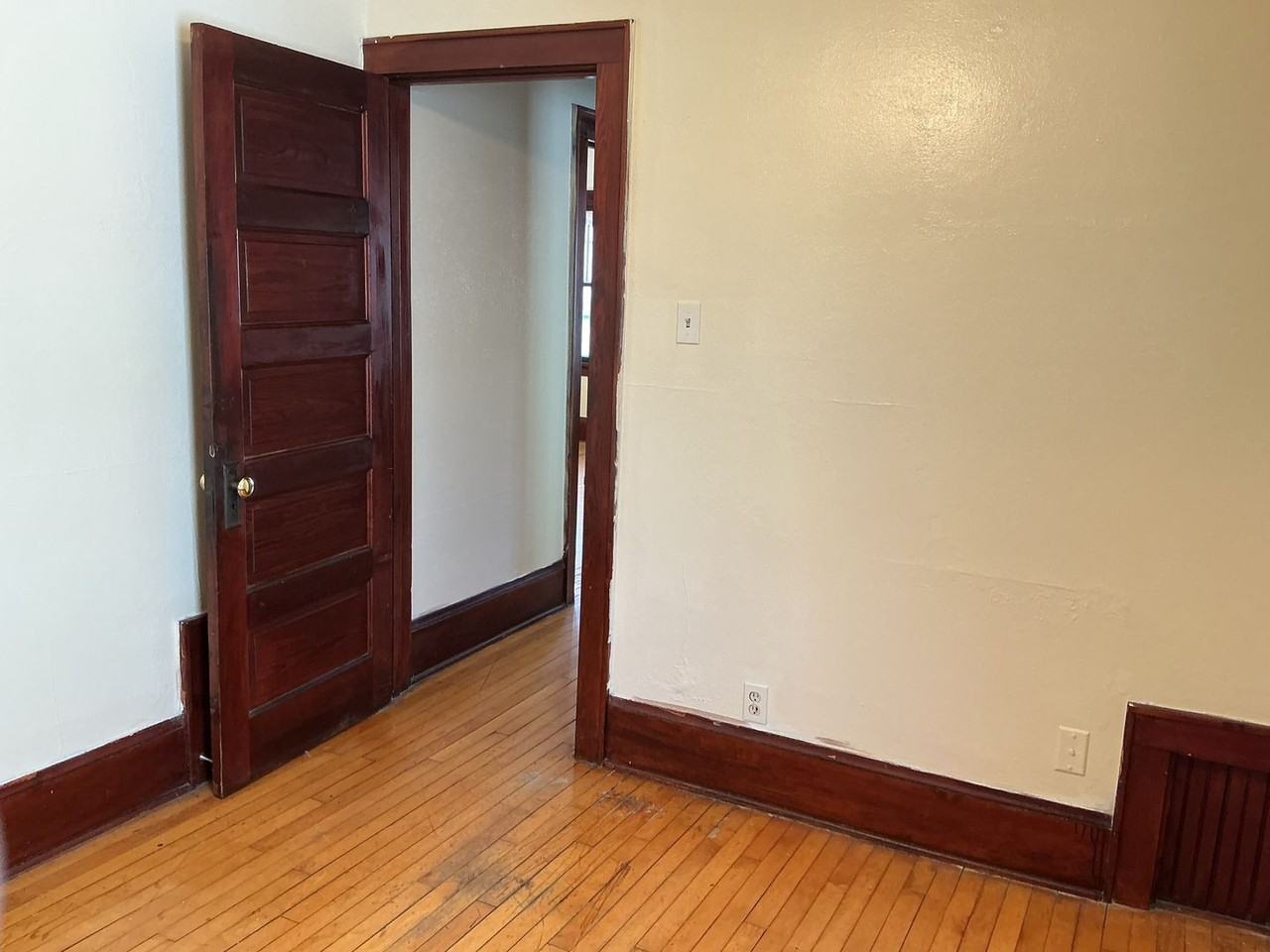 4058 N 7th St - Photo 3 of 13