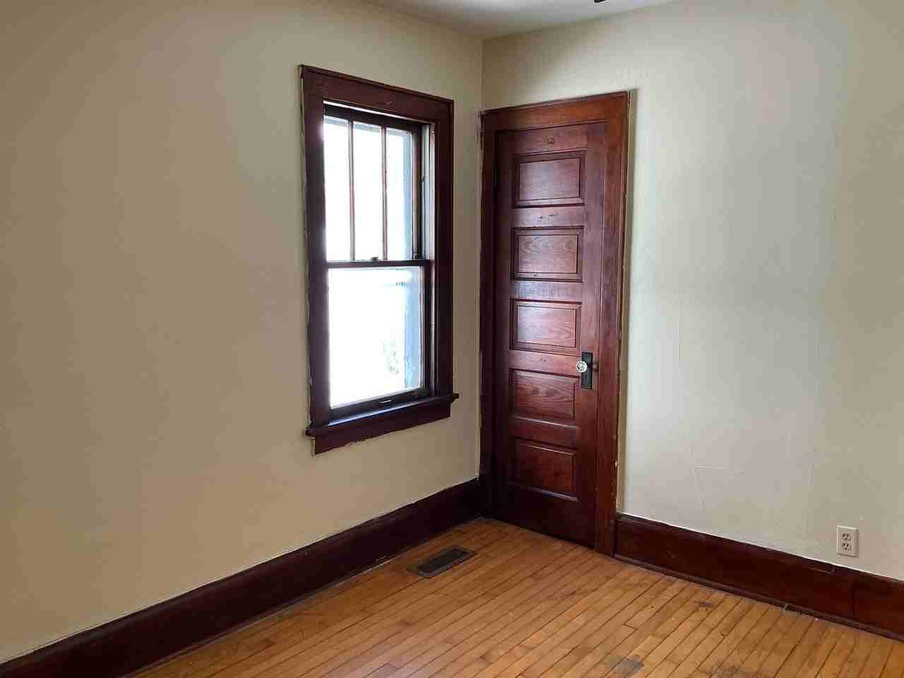 4058 N 7th St - Photo 4 of 13