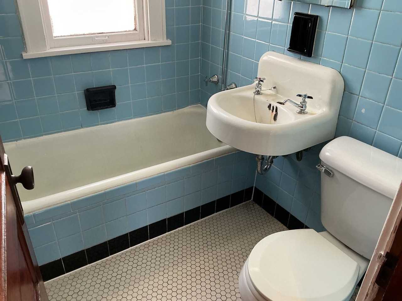 4058 N 7th St - Photo 6 of 13