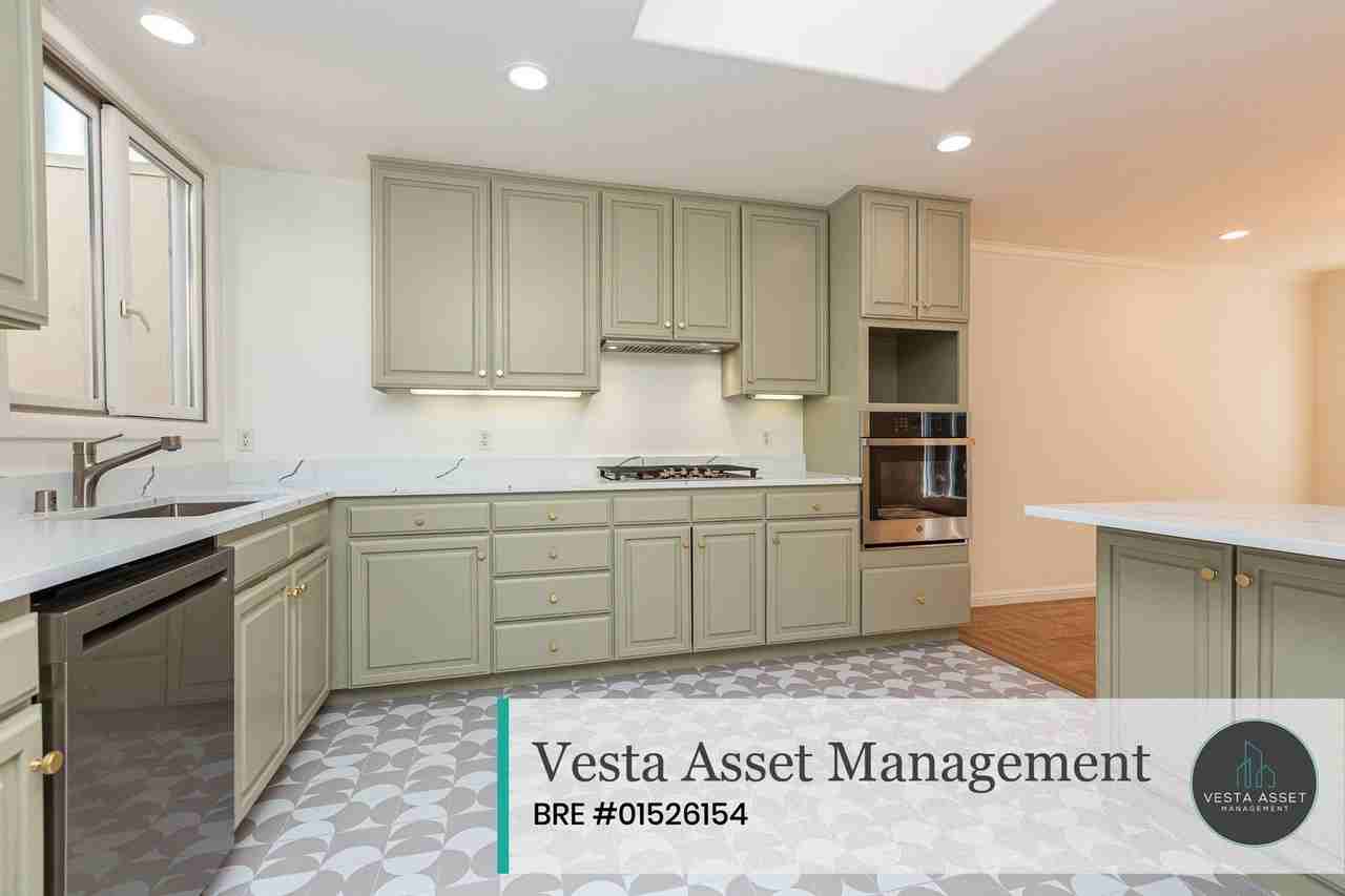 1768 Jackson St - Photo 7 of 26