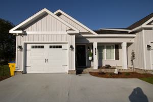 featured image of 101 Woodsedge Dr #A