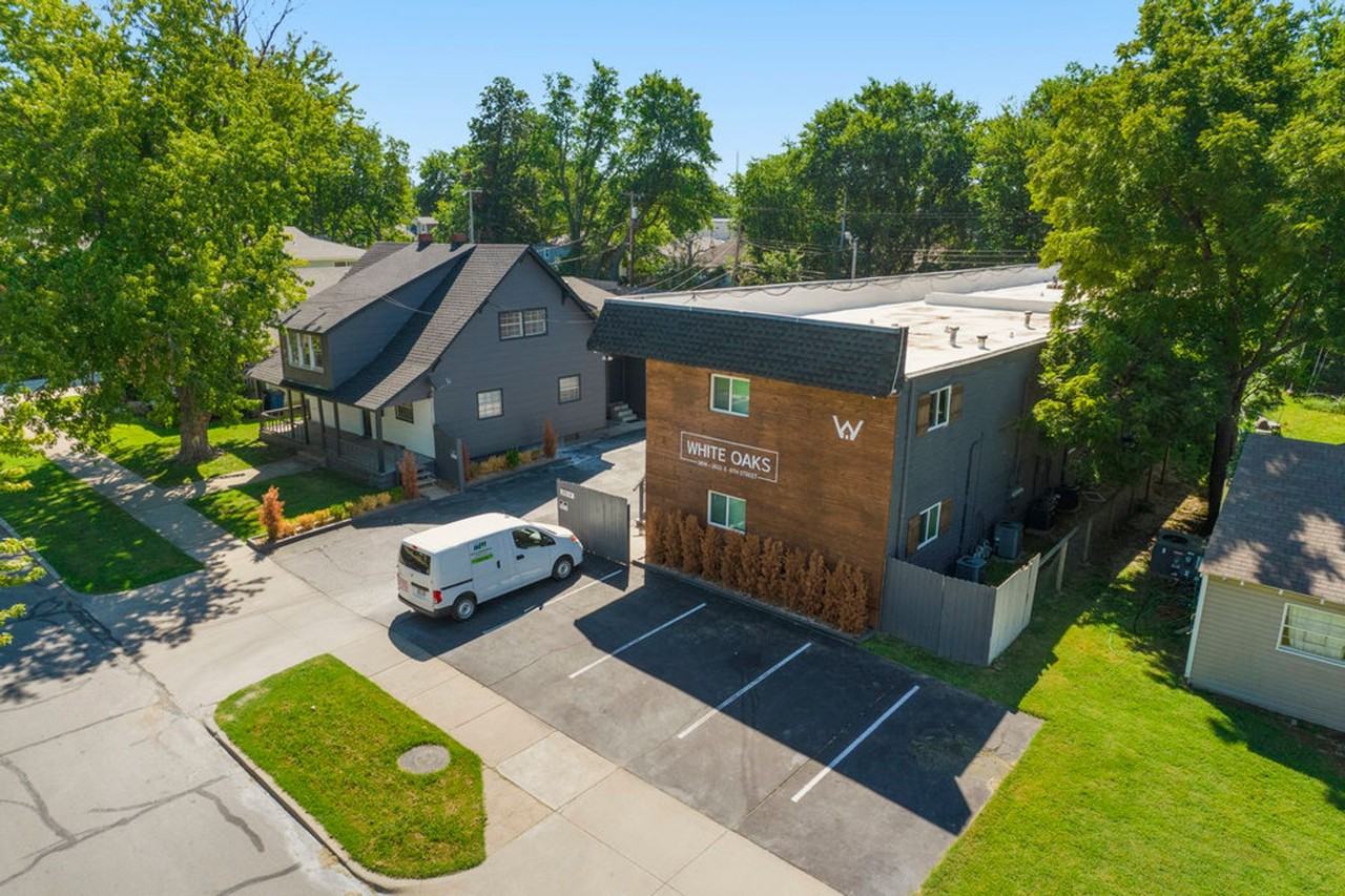 White Oaks Apartments - Photo 2 of 7