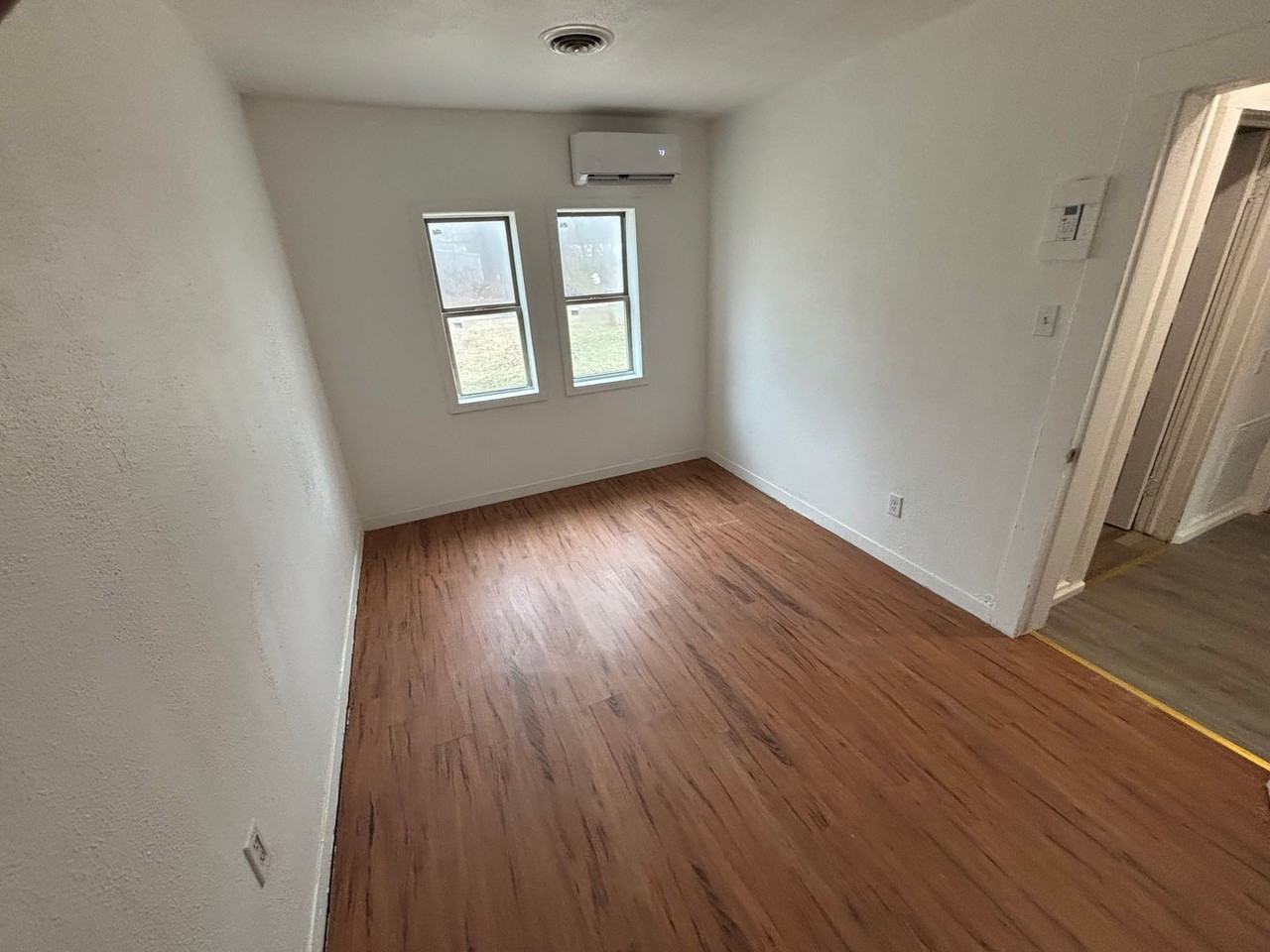 339 Cedar St - Photo 6 of 10