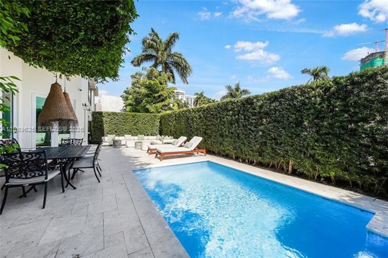 1898 S Miami Ave - Photo 2 of 50