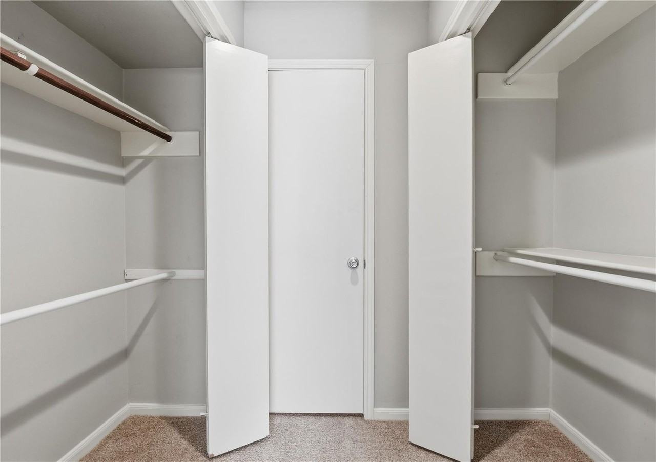 7535 Olympia Dr - Photo 7 of 32