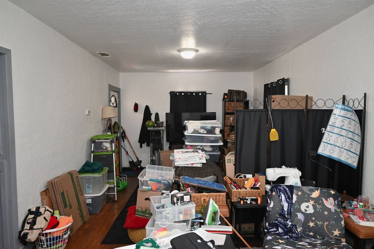 1714 7th St - Photo 4 of 31