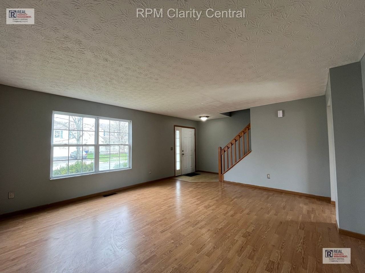 7693 Brunfield Dr - Photo 3 of 12