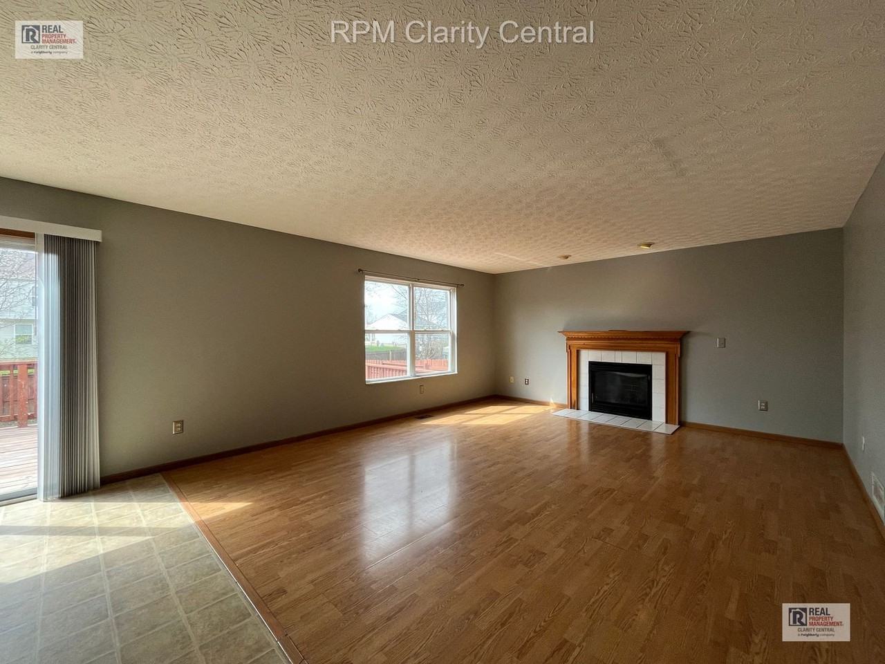 7693 Brunfield Dr - Photo 4 of 12