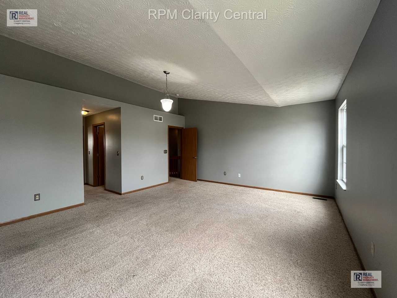 7693 Brunfield Dr - Photo 6 of 12