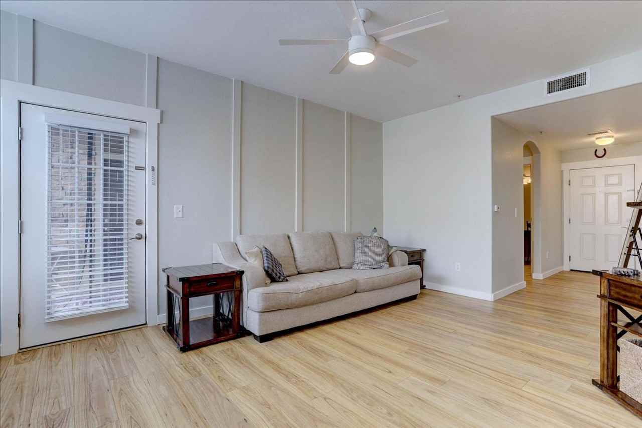 2955 Blue Sky Cir - Photo 4 of 16