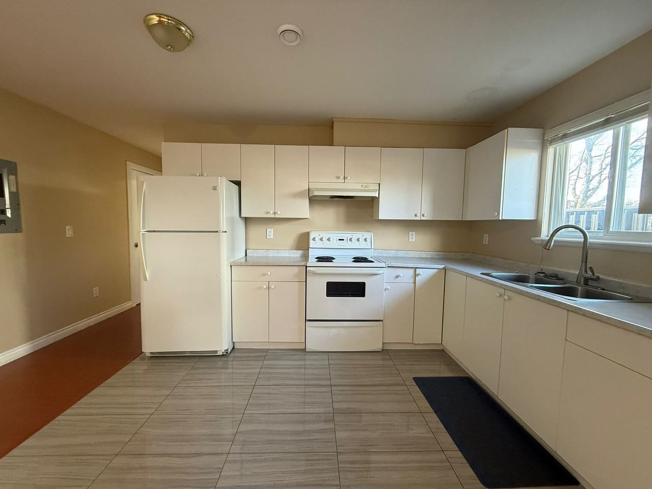 175 Pembina St #1 - Photo 2 of 14