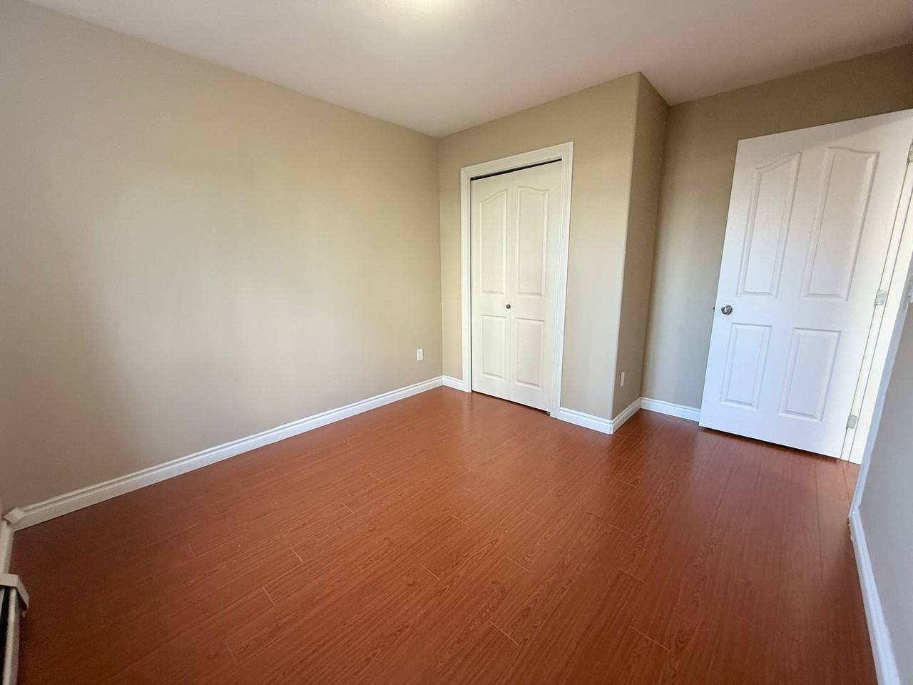 175 Pembina St #1 - Photo 7 of 14