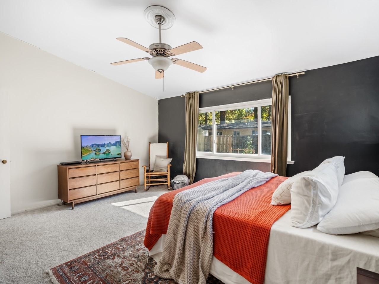 2924 Santa Rosa Dr #1 - Photo 5 of 28