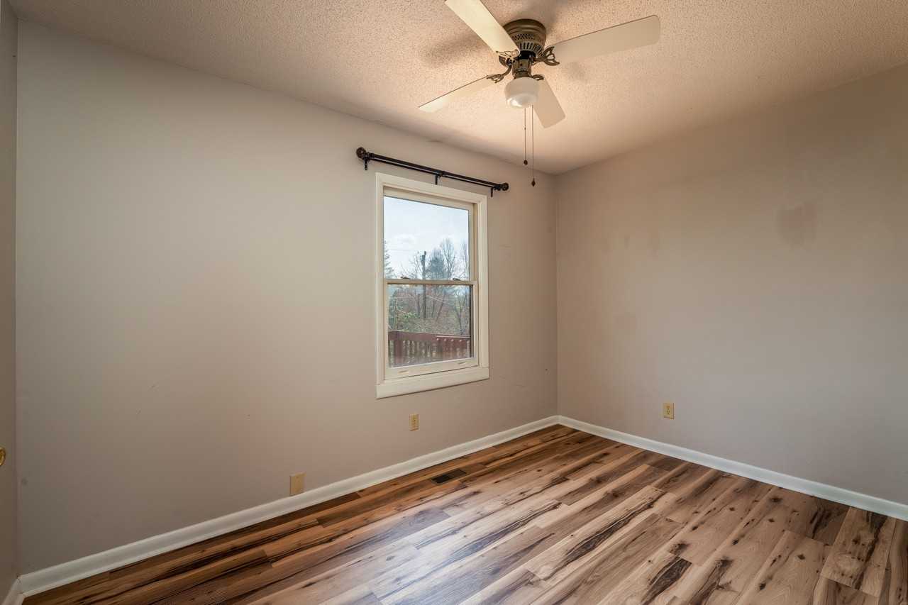 477 Clement Rd #1 - Photo 7 of 10