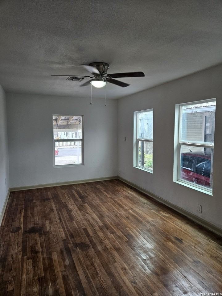 335 Baker - Photo 3 of 10