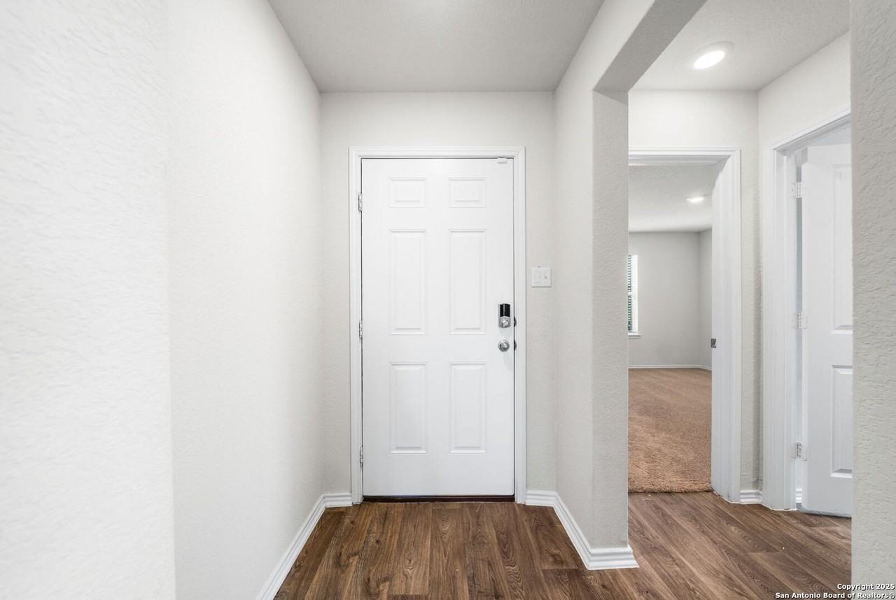 10027 Side Oats - Photo 5 of 27