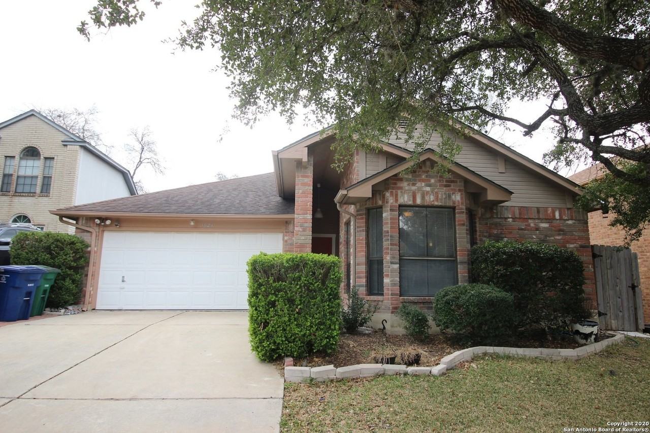 1023 Hedgestone Dr