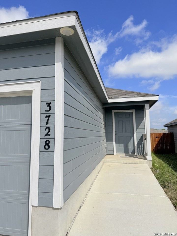 3728 Wentz Hill Dr - Photo 2 of 9