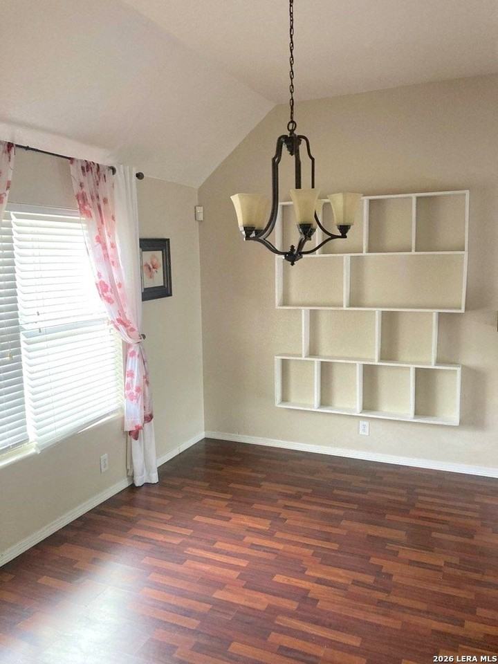 7915 Avellano - Photo 4 of 20