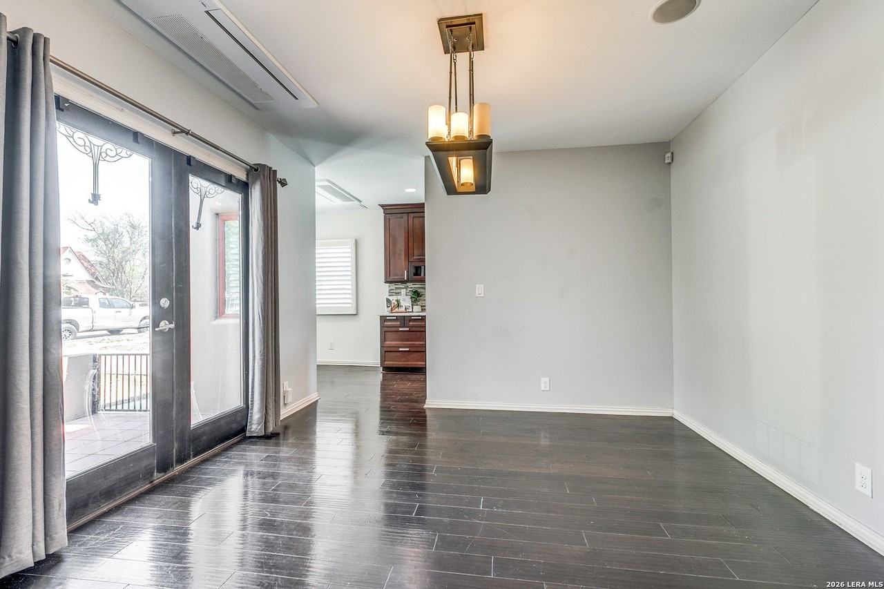 1714 W Summit Ave - Photo 7 of 25