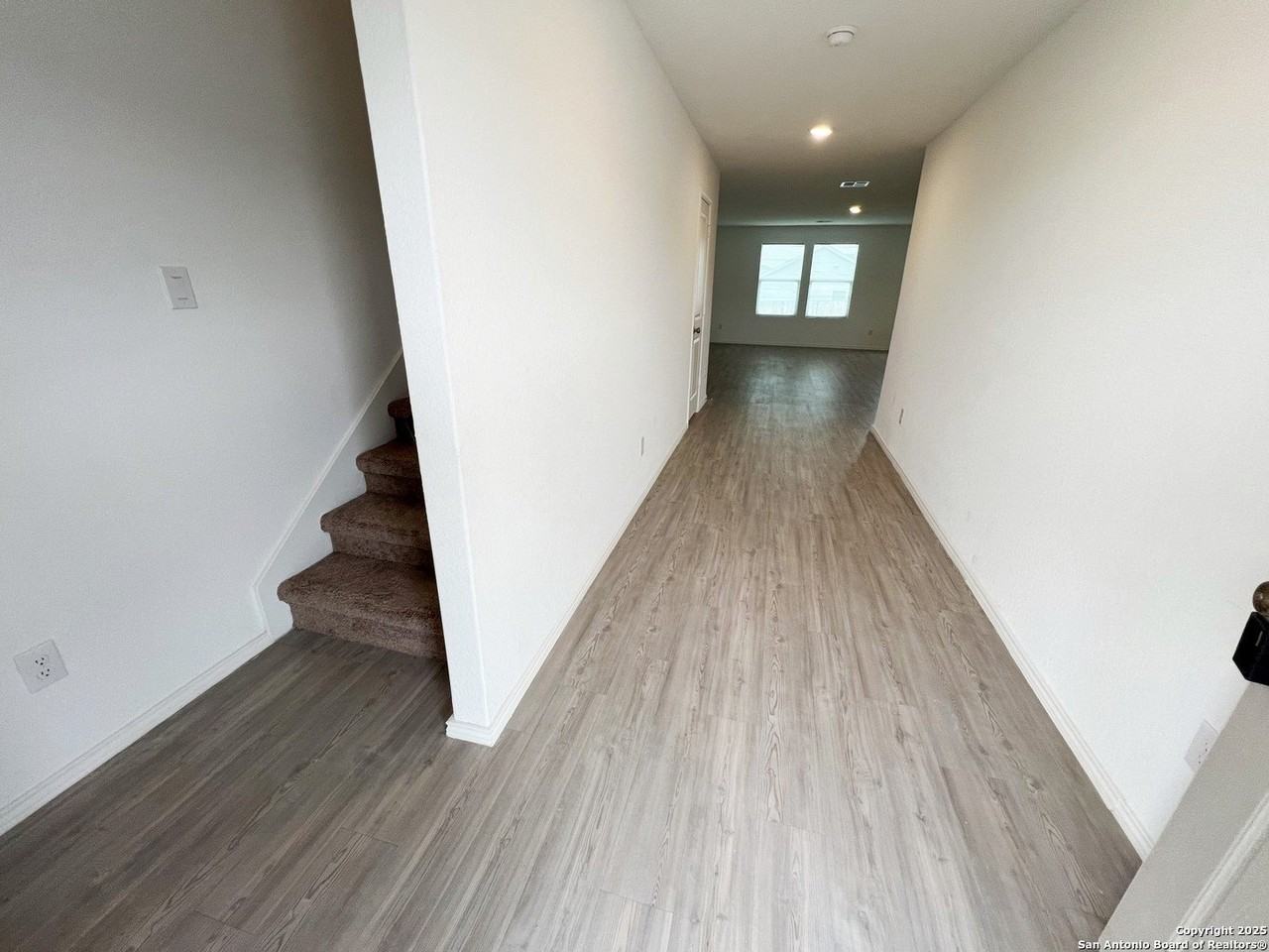 7227 Satellite Way - Photo 2 of 38