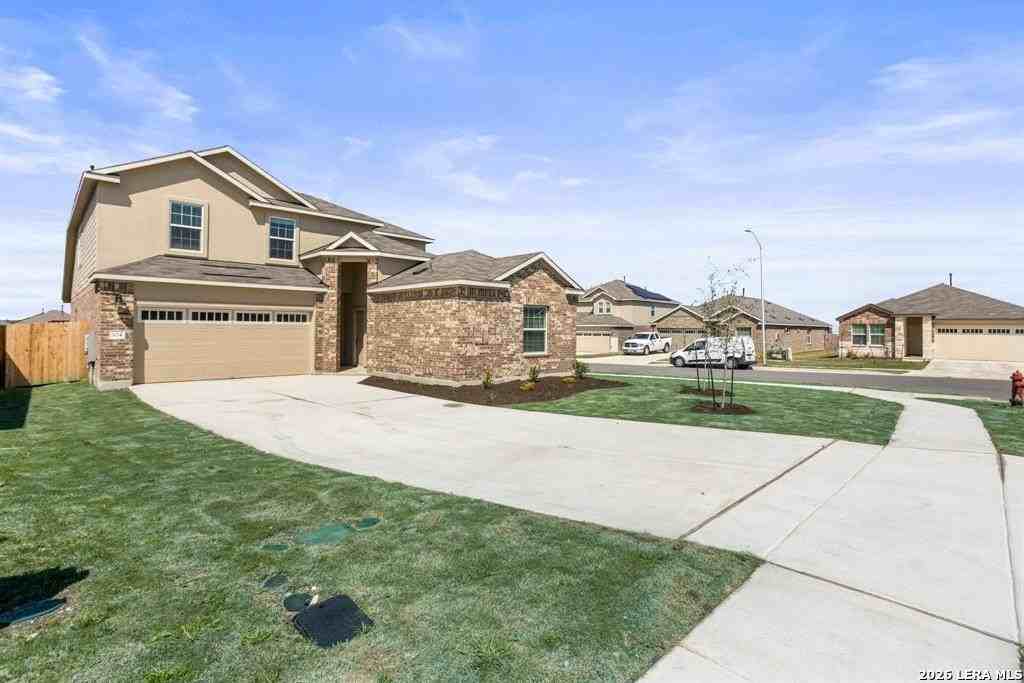 104 Maya Cama Loop - Photo 2 of 39