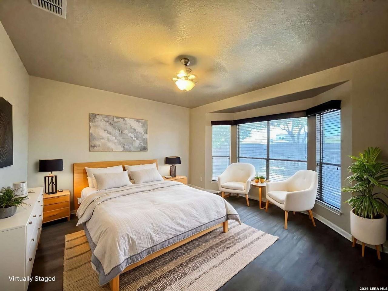 9731 Mill Path - Photo 4 of 46