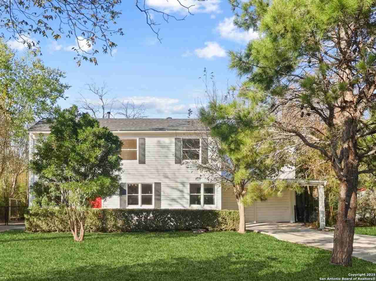 123 W Mandalay Dr - Photo 3 of 40