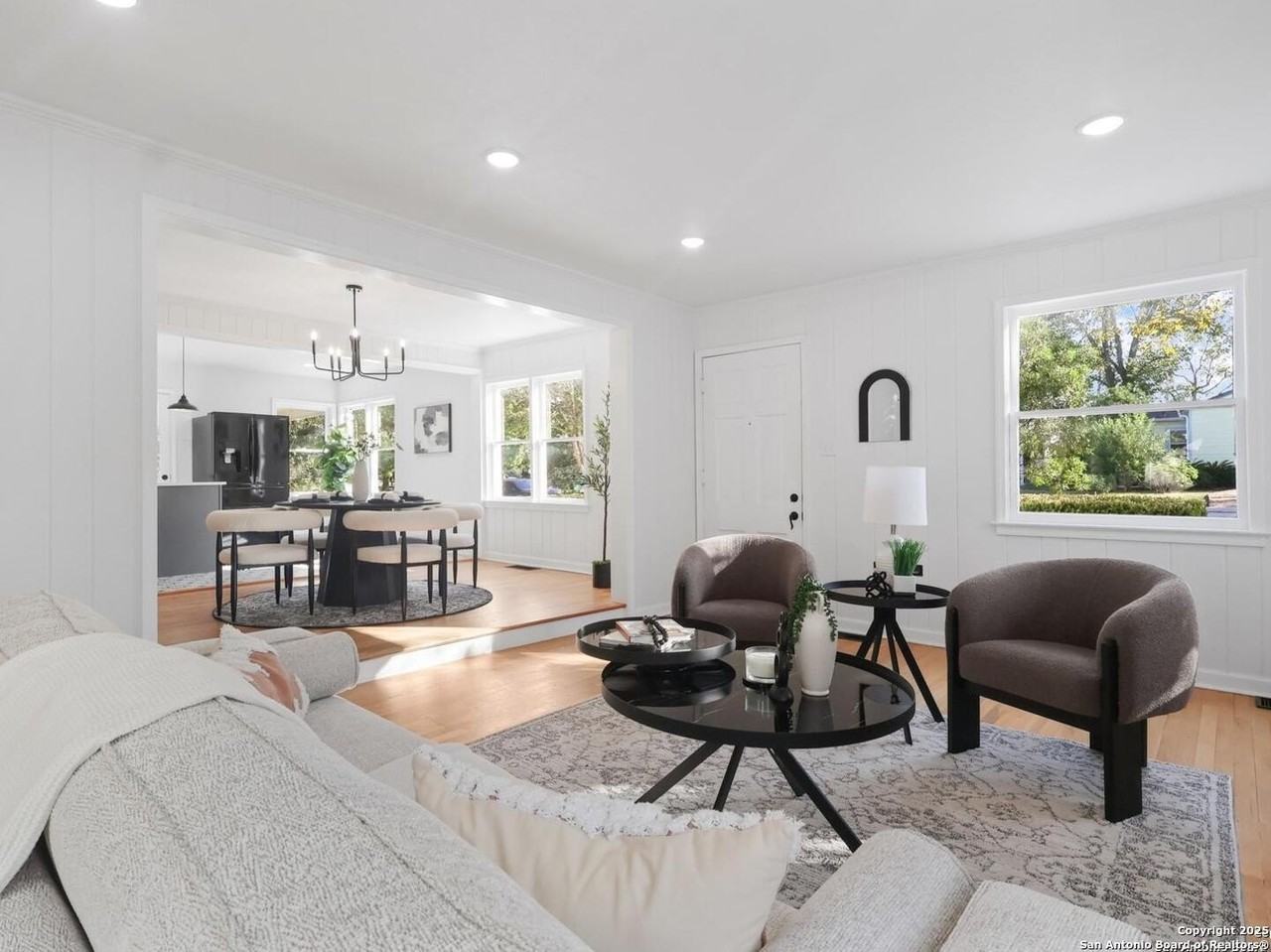 123 W Mandalay Dr - Photo 5 of 40