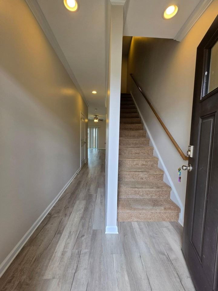 2969 Old Field Rd - Photo 3 of 37