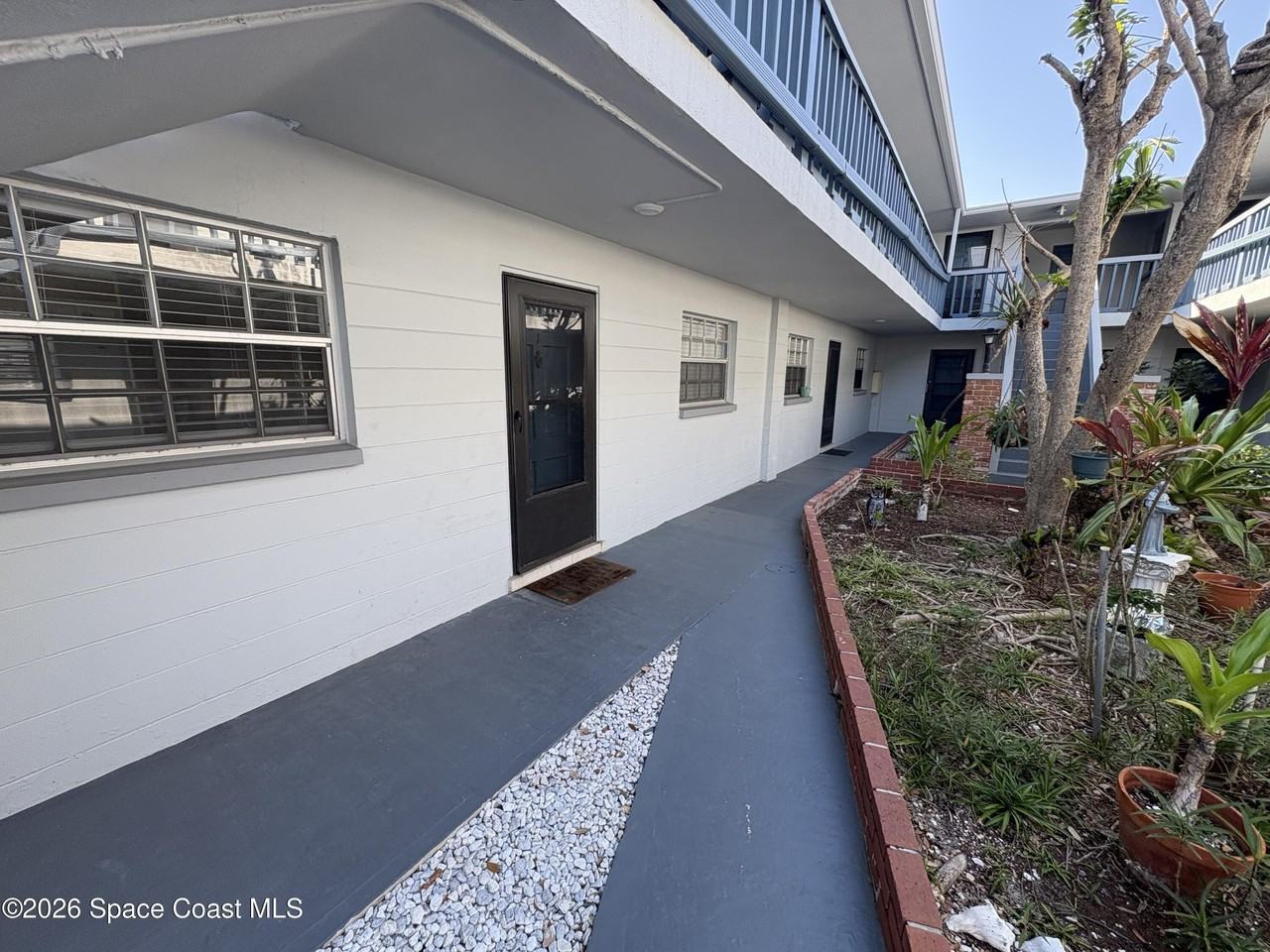 405 Adams Ave Apt 1 - Photo 2 of 10