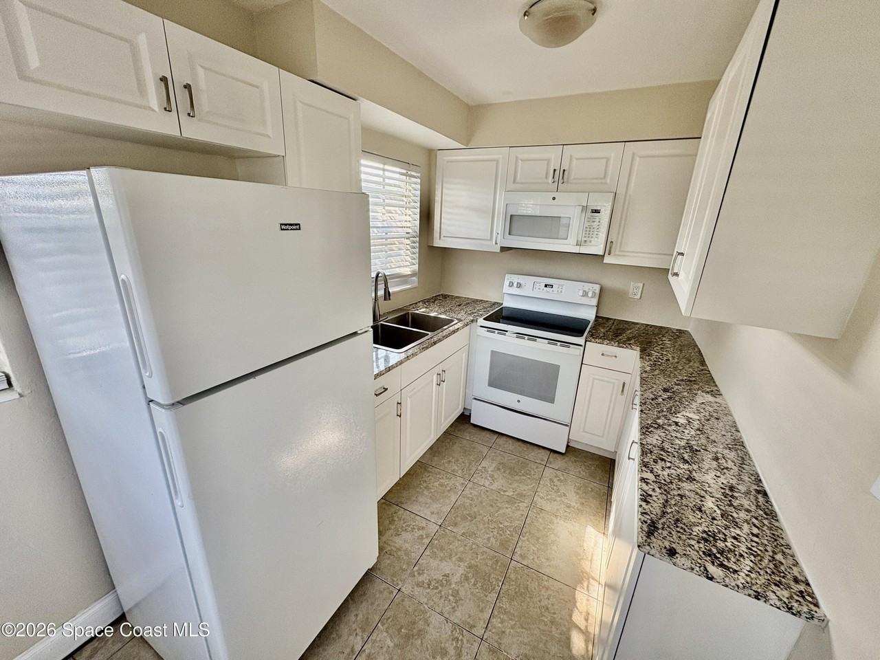 405 Adams Ave Apt 1 - Photo 6 of 10