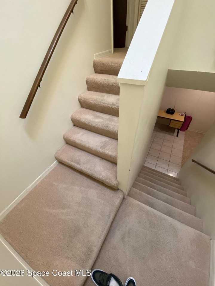 423 Polk Ave - Photo 7 of 16