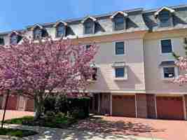 featured image of 2 S Clermont Ave