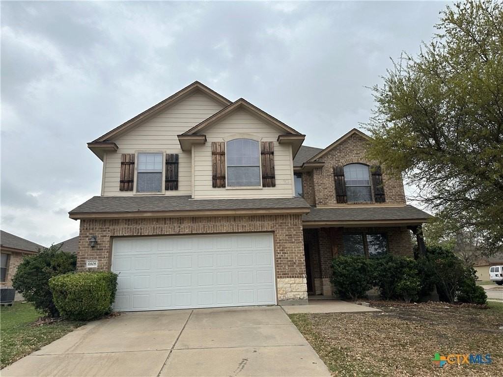 6808 Rosita Oak Dr
