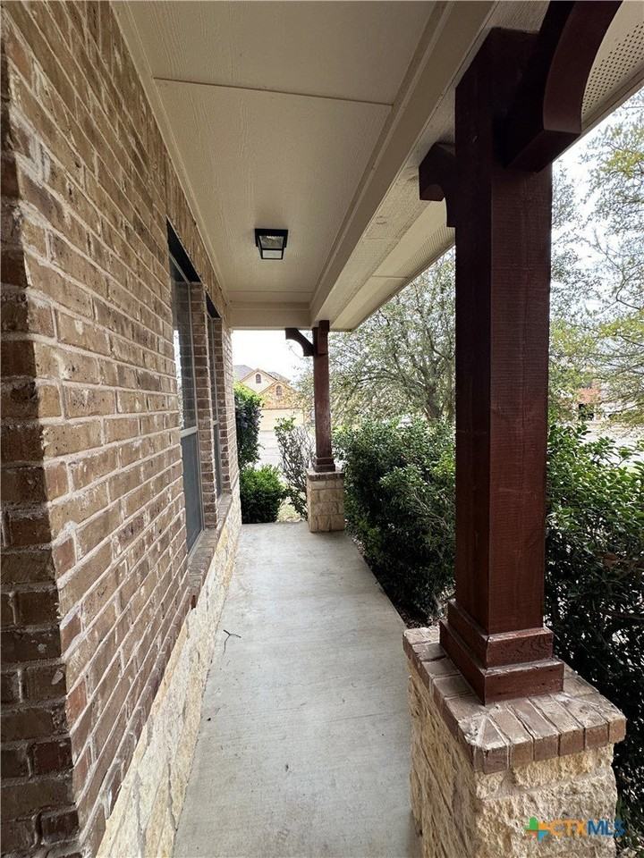 6808 Rosita Oak Dr - Photo 3 of 21