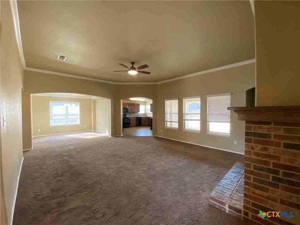 2101 Golden Eagle Dr - Photo 3 of 16