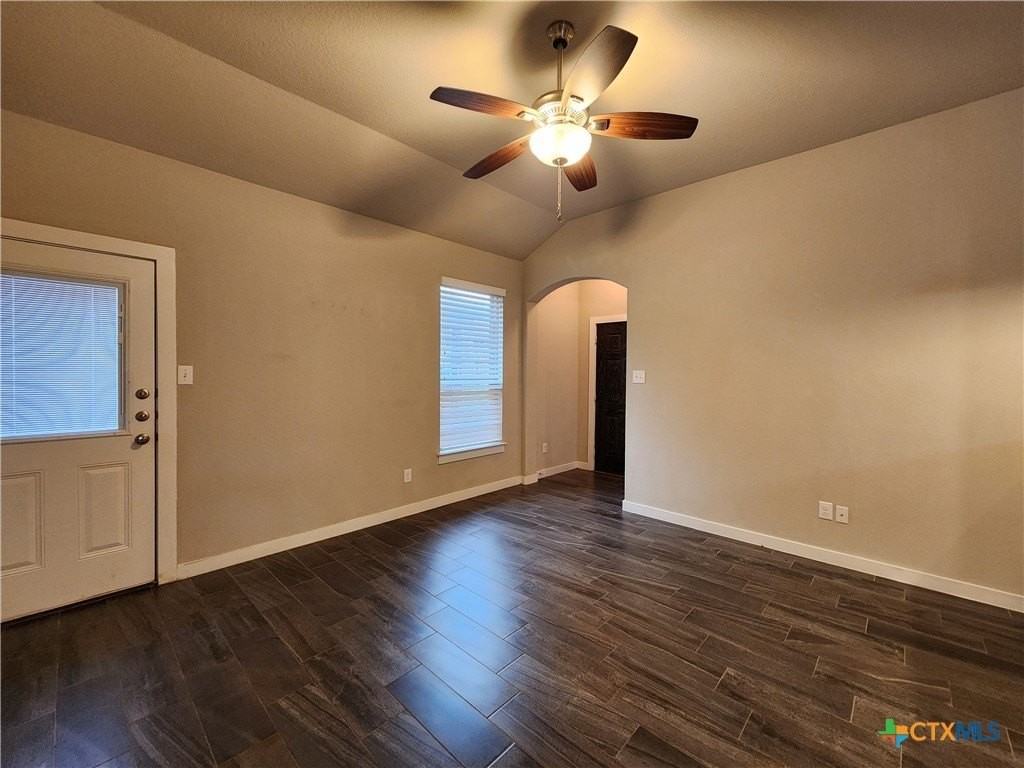 506 Creekside Frst - Photo 4 of 30