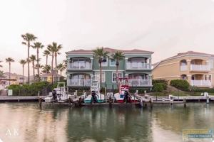 featured image of 17 Harbor Pt