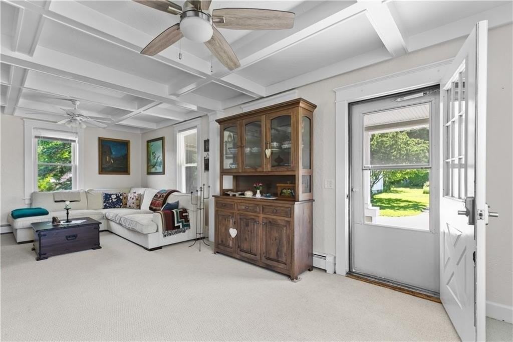 1042 Anthony Rd - Photo 3 of 24