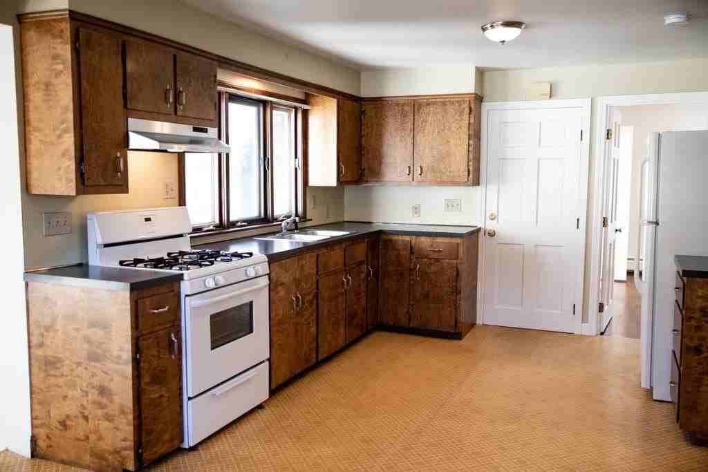 11 Milk St Unit 2 - Photo 3 of 19