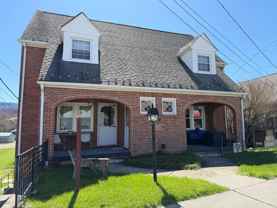 122 E Main St - Photo 1 of 1