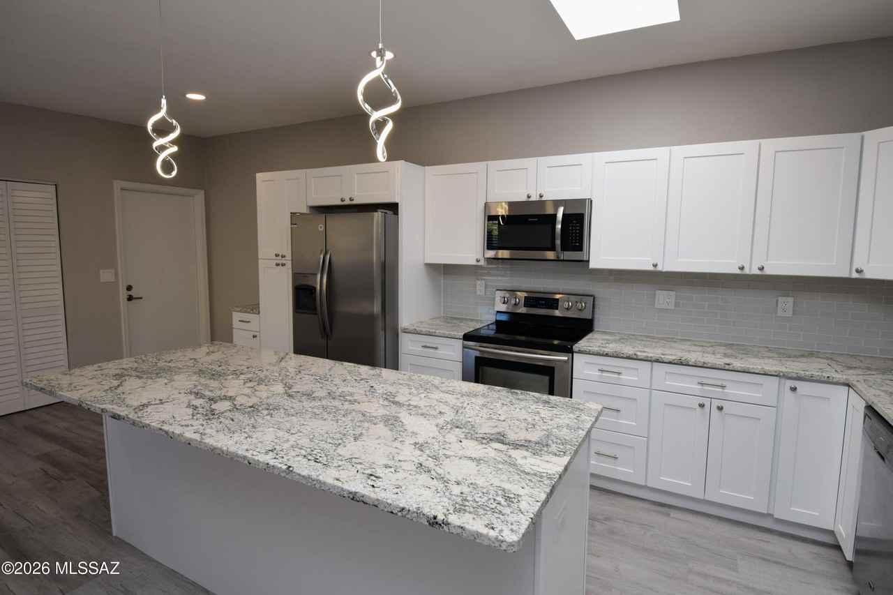 4581 N Camino Campero - Photo 3 of 35